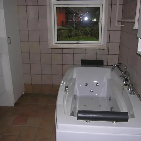 Holiday Gyldenrisvej Tranekaer Holiday home Skattebolle